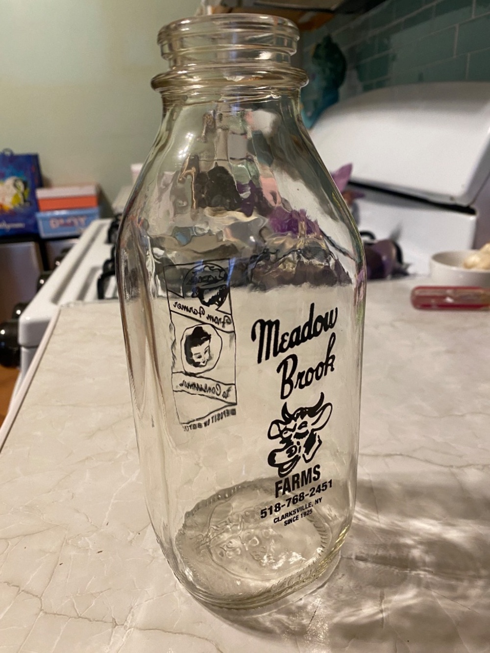 Cute milk/juice/beverage "jug"